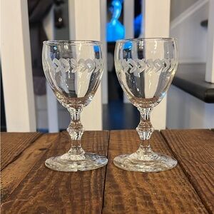 Vintage Clear Etched Glasses (2)